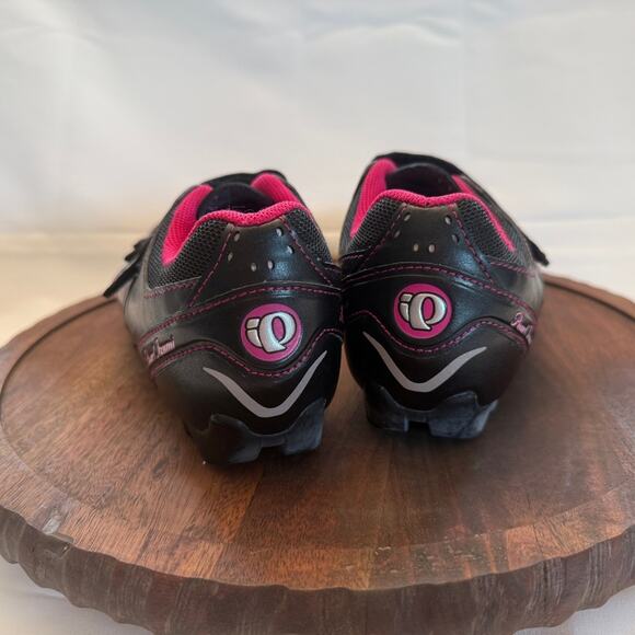 Pearl Izumi Women’s All-Road Cycling Shoes EUR 40 Black Pink SPD Cleats - Picture 4 of 10